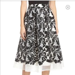 Eliza J Black & White Sequin Squirt- size 14